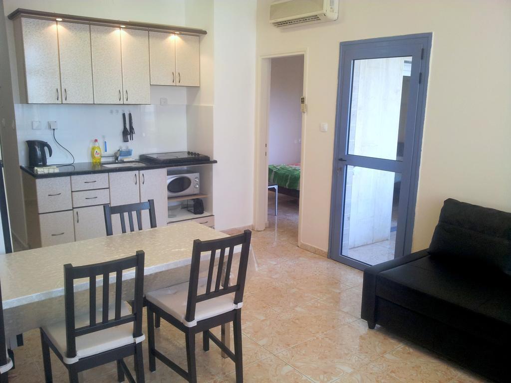 Samson Vacation Rentals Aschkelon Zimmer foto